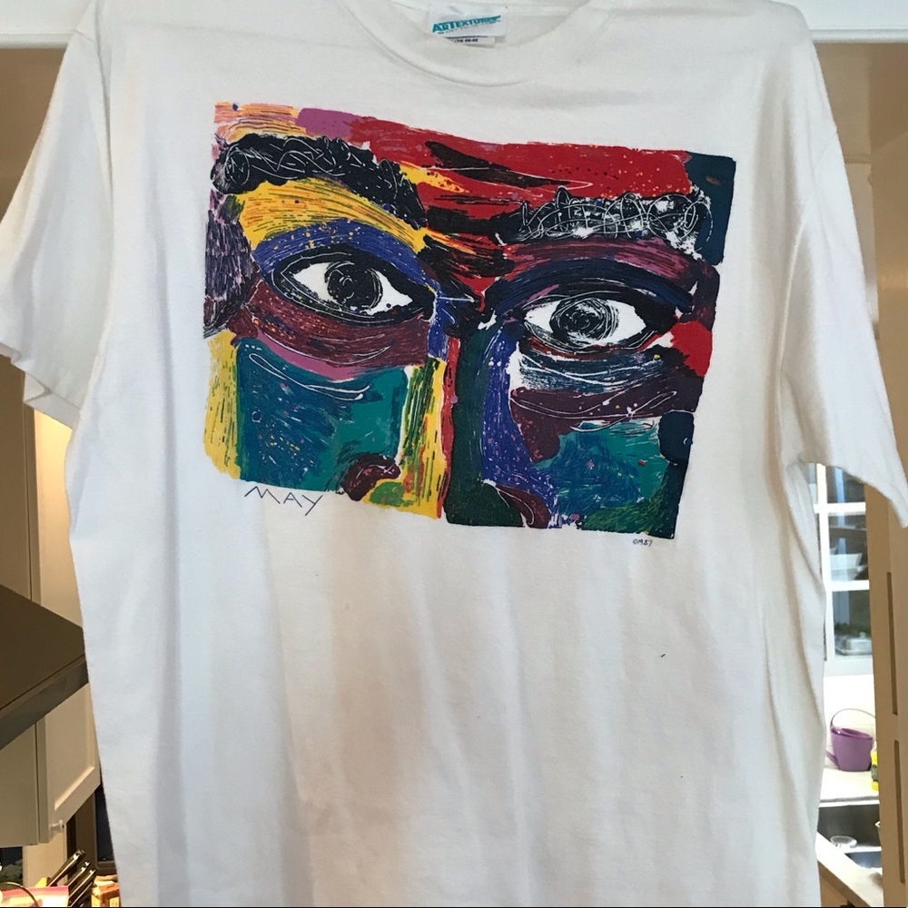 Extra Large Men’s Tee Shirt